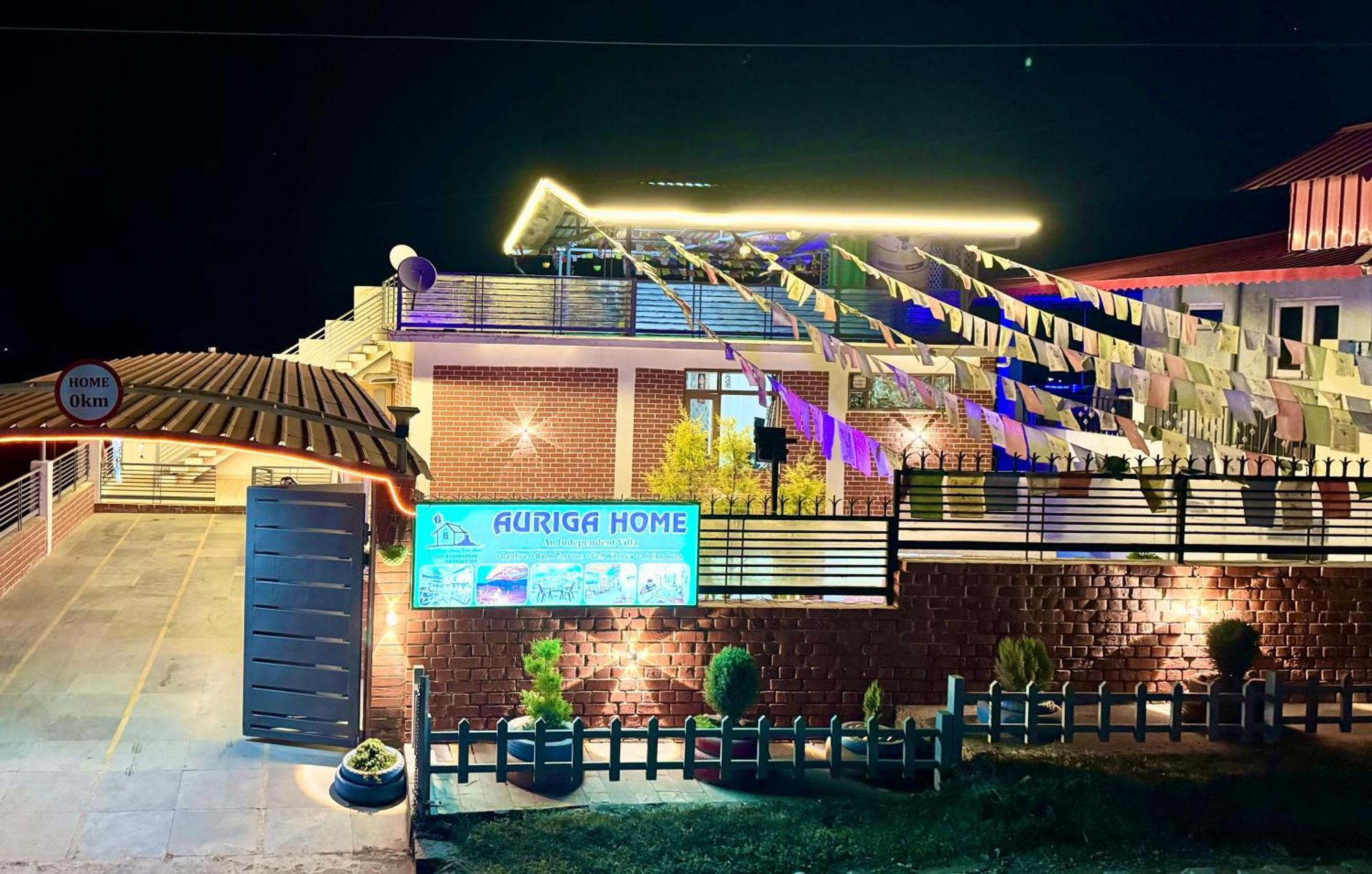 The Auriga 3Bhk Fully Entair Villa With Bonfire In Kasauli I Pvt Stay I Open Air Terrace I Kitchen Livingroom I Lawn Bonfire I Gaming Zone Экстерьер фото